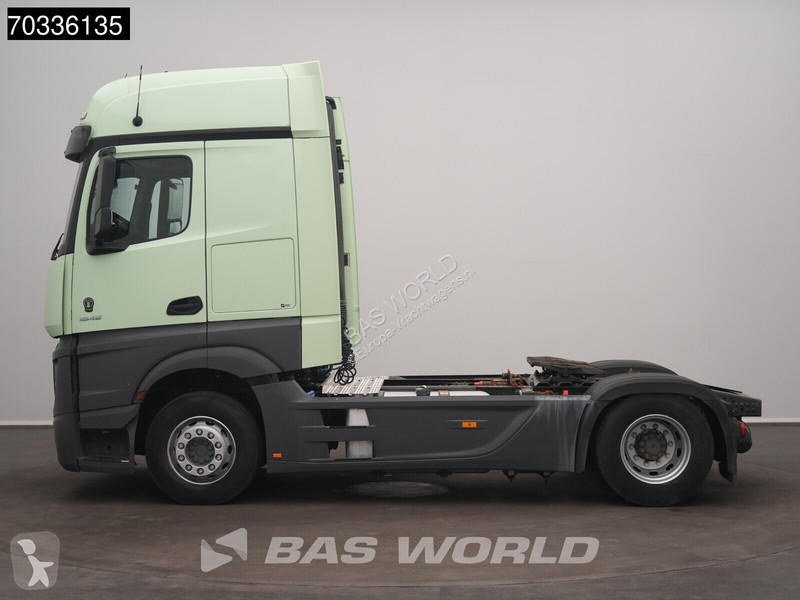 Ciągnik siodłowy Mercedes 1845 4X2 BigSpace...