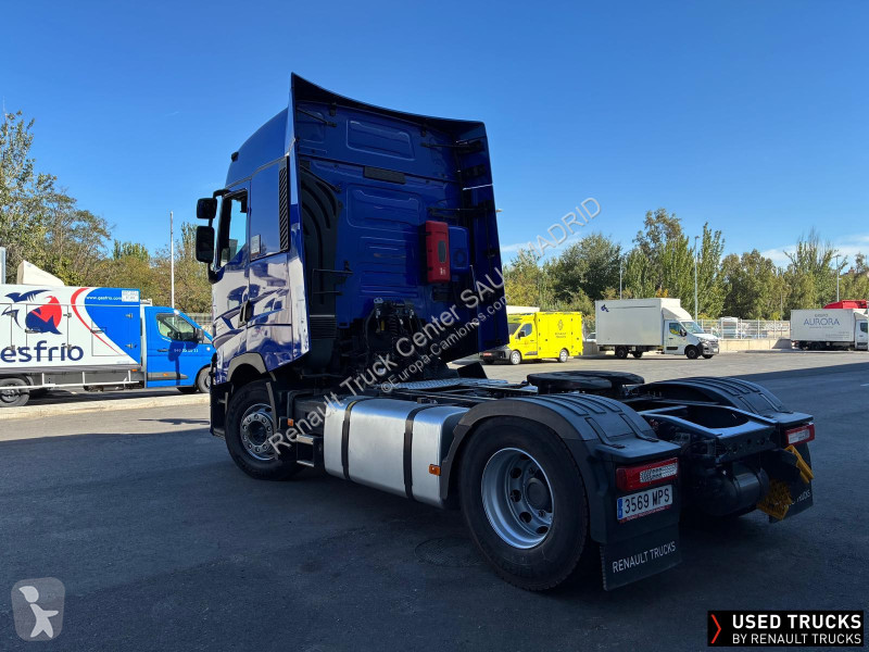 Cabeza tractora Renault
