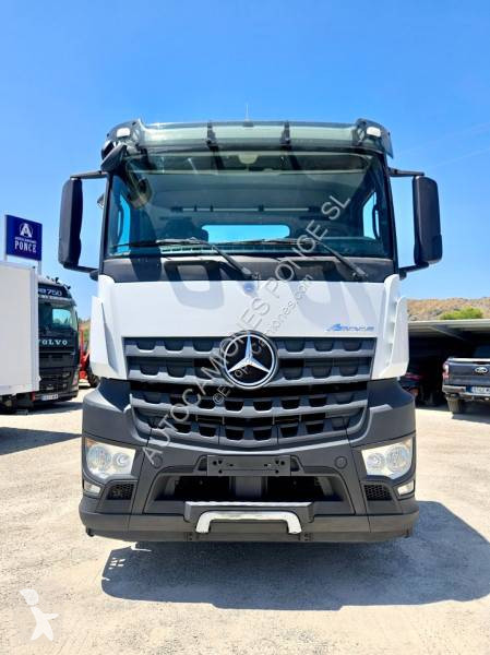 Traktor Mercedes 1845