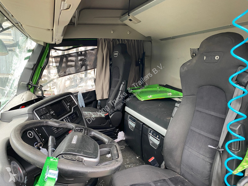 Cabeza tractora Iveco 480 / Damaged / Retarder...
