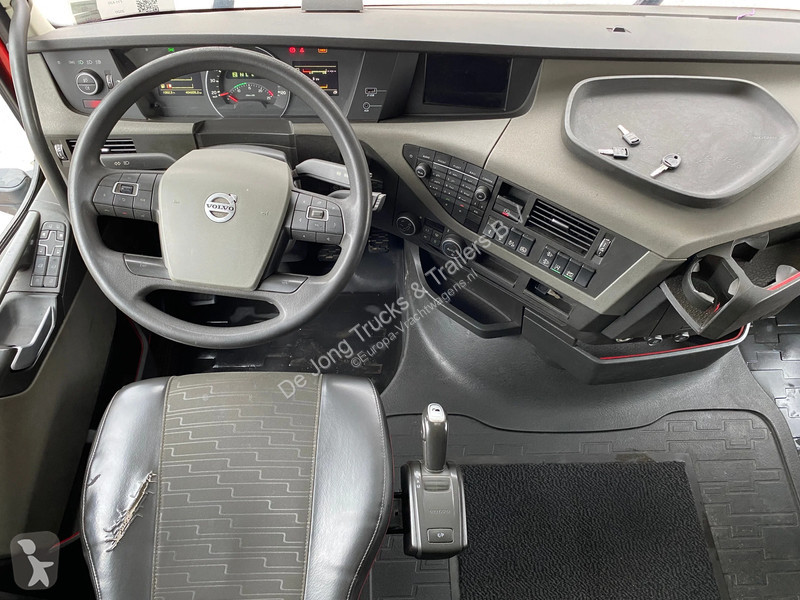 Cabeza tractora Volvo 13420 Globetrotter /...