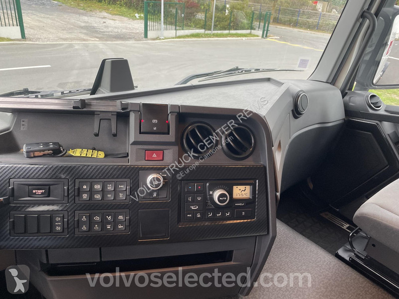 Cabeza tractora Renault C Cab 2.5 Renault C Cab...
