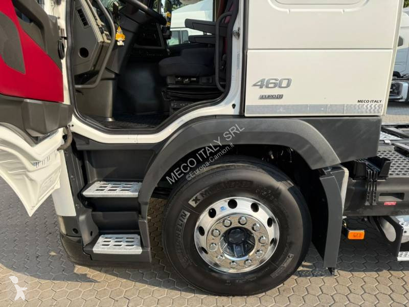 Cabeza tractora Volvo