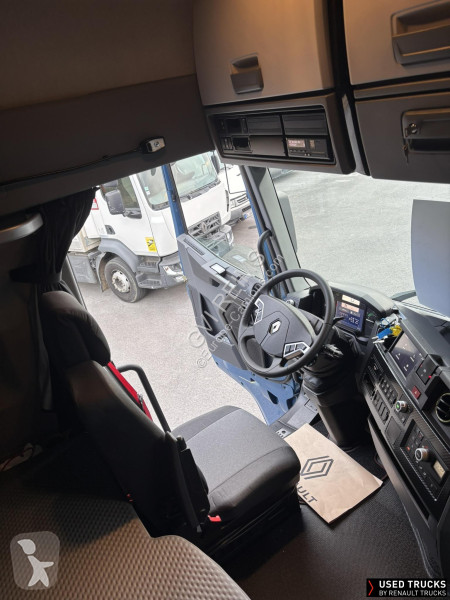 Cabeza tractora Renault