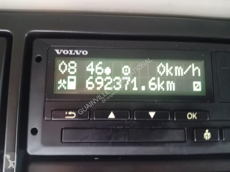 جرار Volvo 500