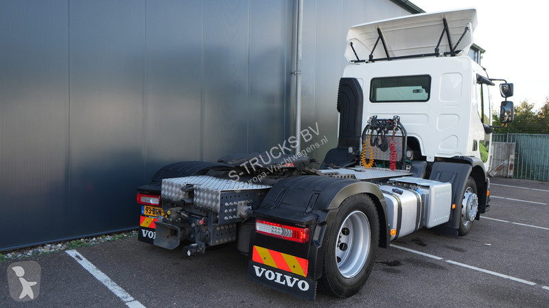 Traktor Volvo FL260 DAYCABIN TERMINAL TRACTOR...