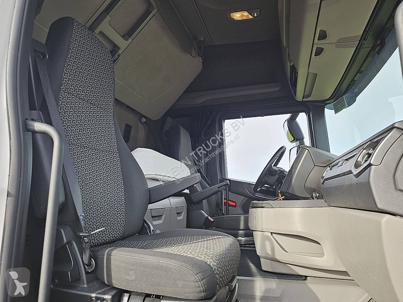 جرار Scania 500