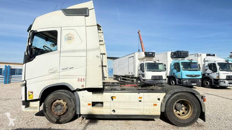 Traktor Volvo 500