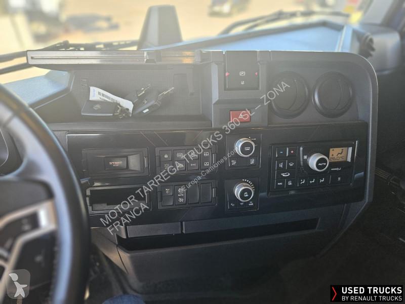 جرار Renault