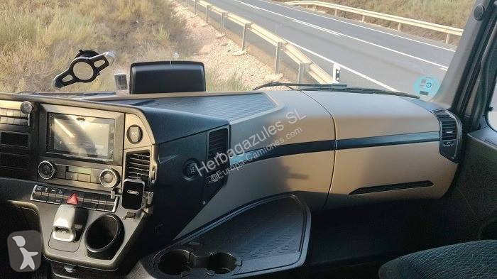 Mercedes 1851 LS tractor unit