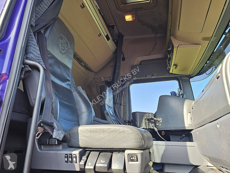 Scania 560 V8 6X2 tractor unit