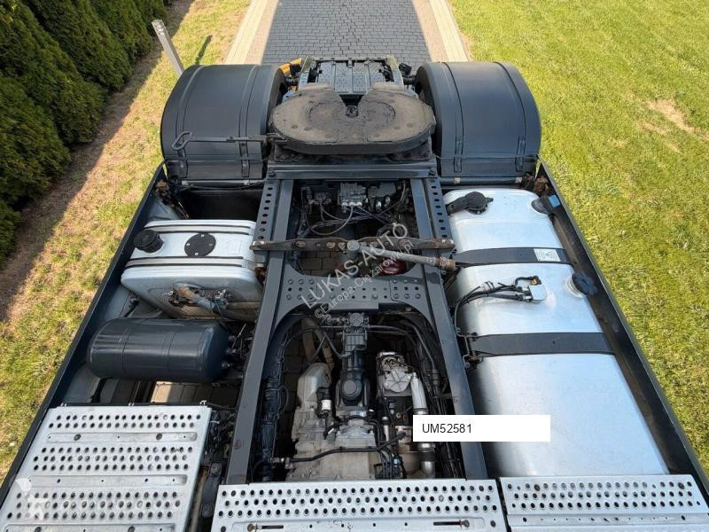Mercedes 1848 tractor unit