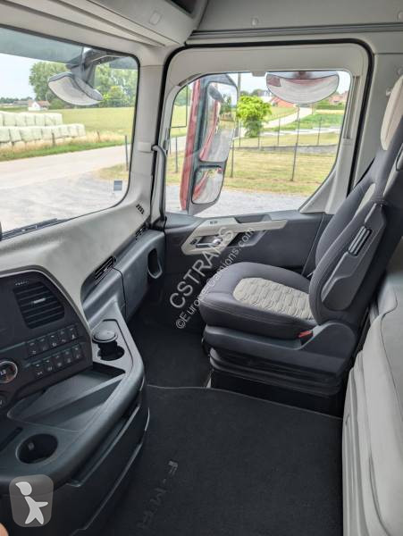 Tahač Ford 500