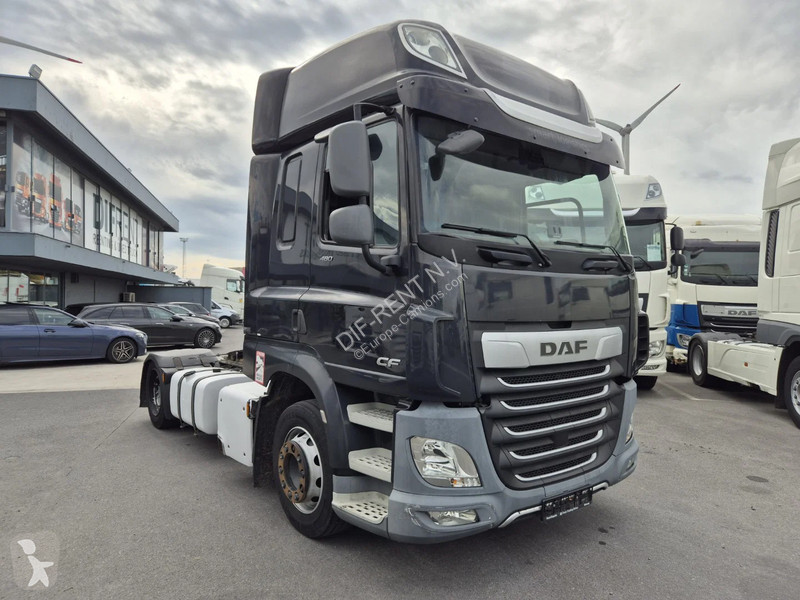 DAF 480 FT SPACE CAB LOW DECK tractor unit