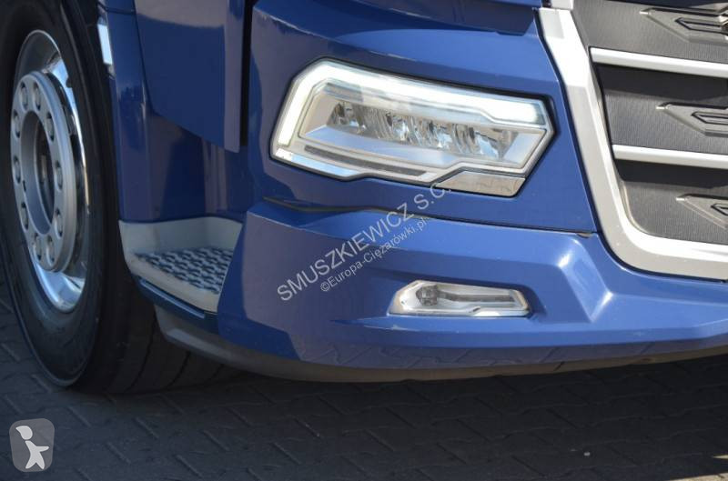 DAF 530 tractor unit