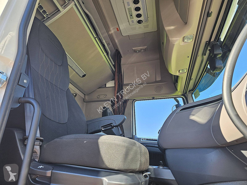 DAF 480 tractor unit
