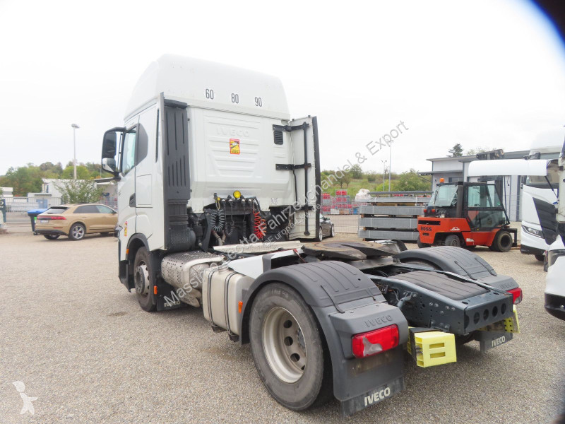 Iveco S-Way 490 Intarder FZ.17 tractor unit