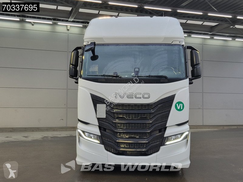 Iveco S-Way 460 4X2 Mega 2x Tanks Standklima...