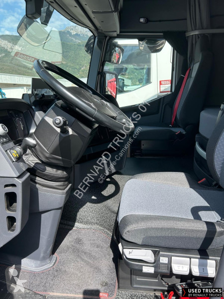 Traktor Renault
