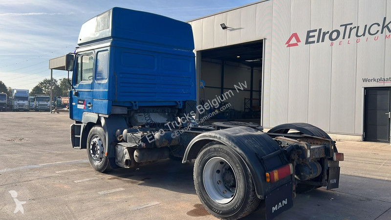 MAN (6 CYLINDER) tractor unit