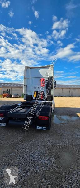 Traktor DAF 530