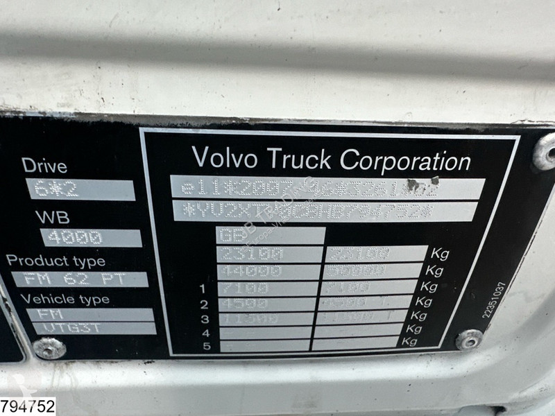 Tahač Volvo 460 EURO 6, 6x2, PTO, RHD