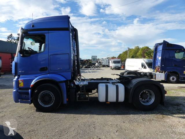 Traktor Mercedes 1843