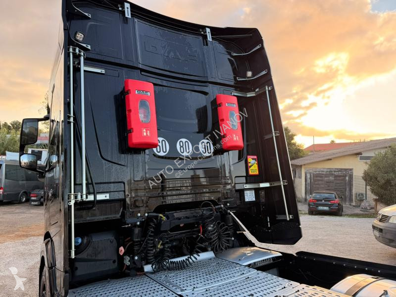 DAF 530 tractor unit