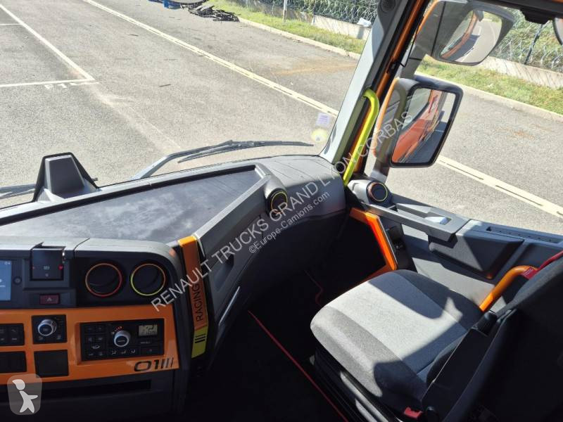 Renault 520 T6X2 LOW E6 tractor unit