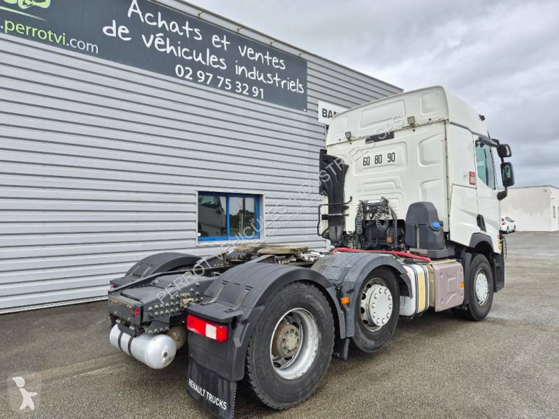 Renault 520 T6X2 PUSHER E6 tractor unit
