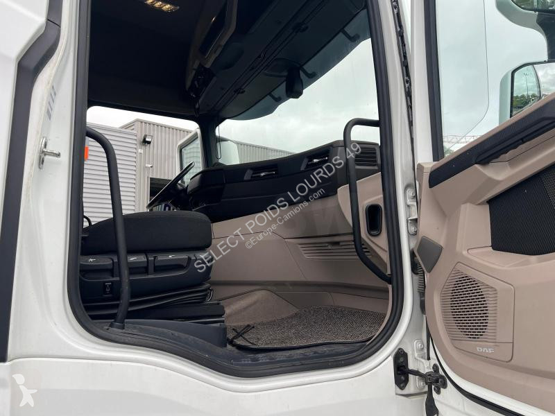 DAF 530 tractor unit
