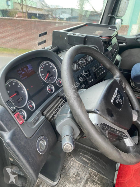 MAN 18 tractor unit