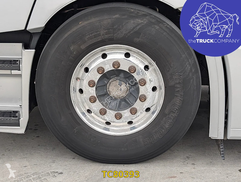 Renault T 520 tractor unit