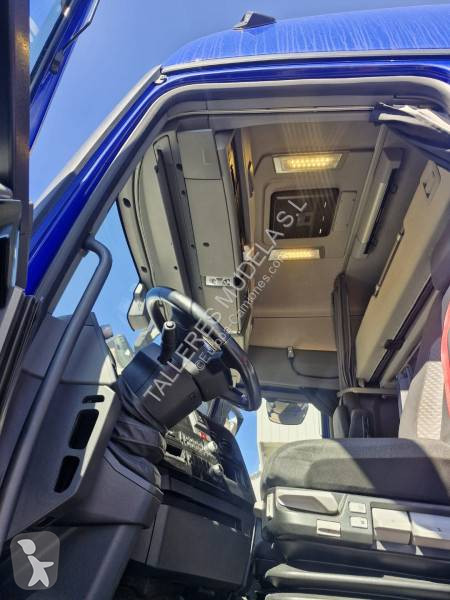 Renault 480 T4X2 13L E6 tractor unit