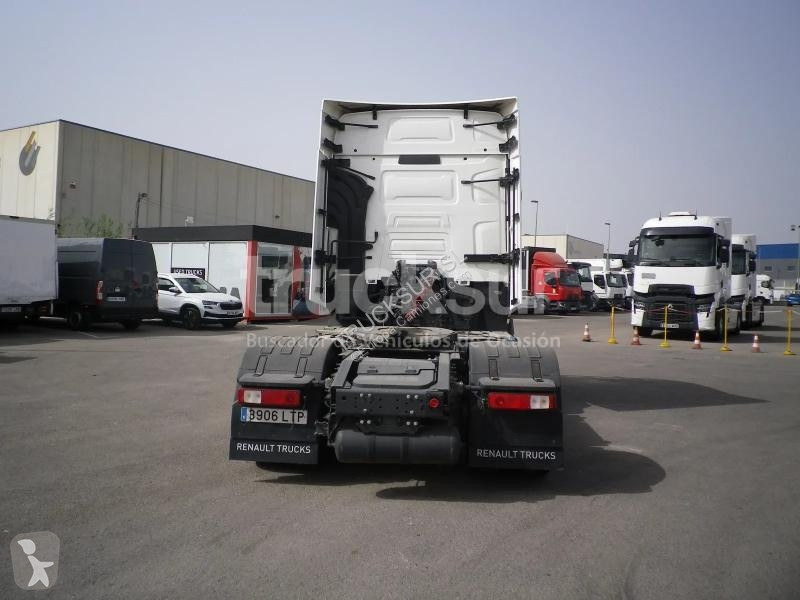 Renault T520 HIGH SLEEPER CAB EVO tractor unit