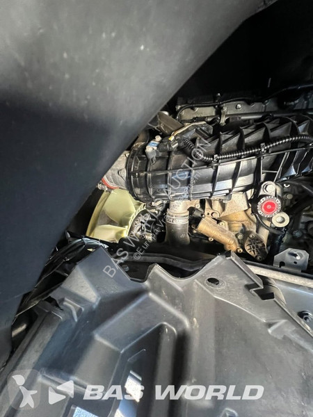 Mercedes 1421 tractor unit
