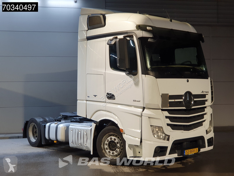Mercedes 1942 4X2 Mega StreamSpace NL 2xTanks...