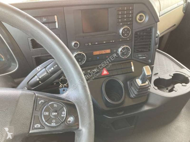 Mercedes 1845 LS tractor unit
