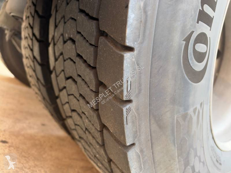 Iveco 490 tractor unit