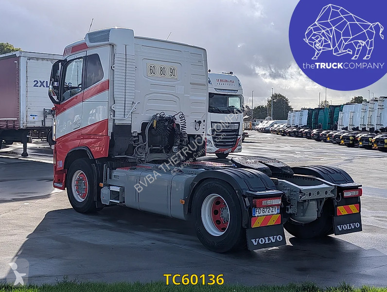 Traktor Volvo 500