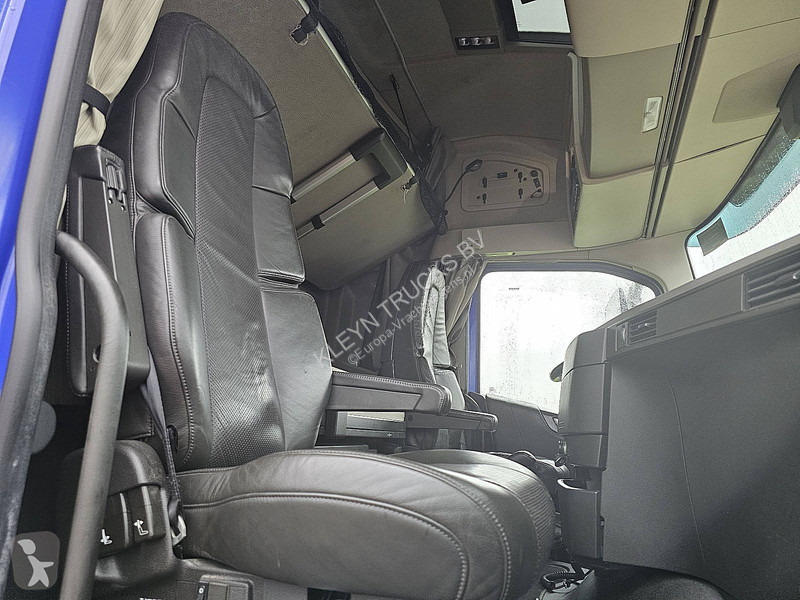Volvo 500 6X4 RETARDER tractor unit