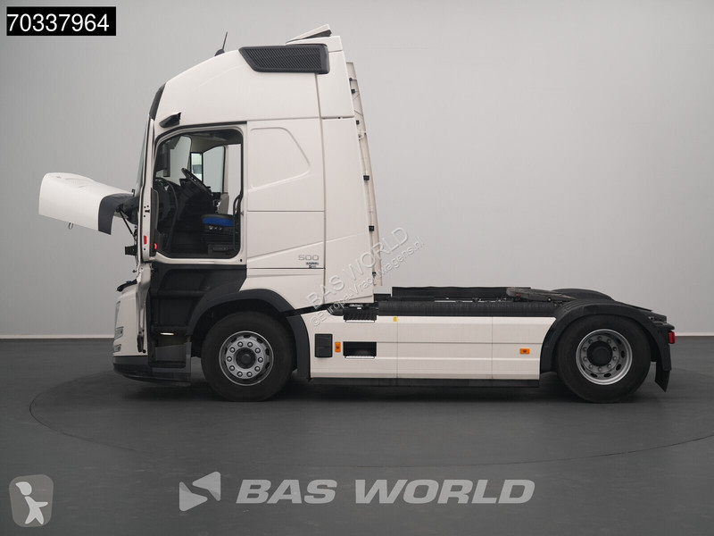 Trekker Volvo Aero 500 4X2 Aero XL 2x Tanks ACC