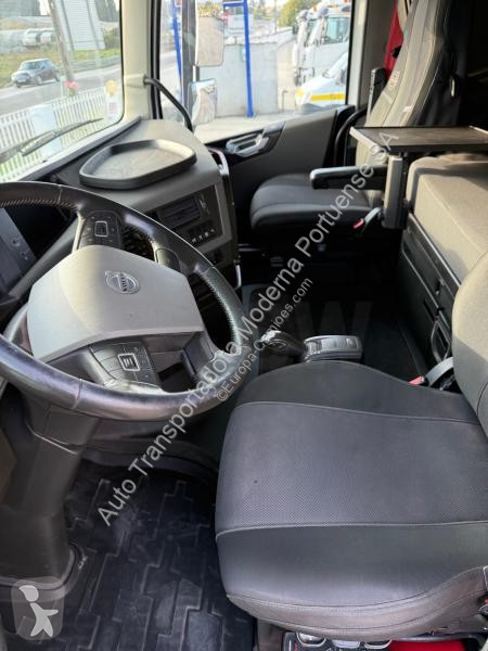 Traktor Volvo 500