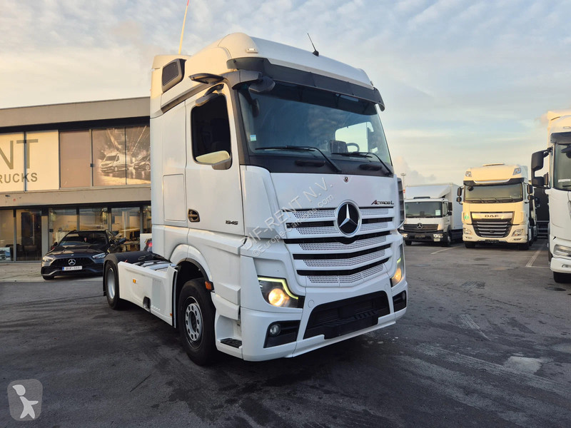 Trekker Mercedes 1845 LS