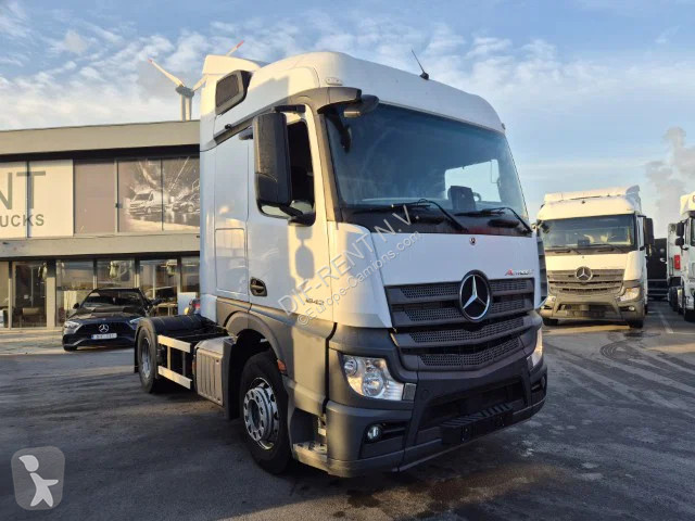 Traktor Mercedes F 1842
