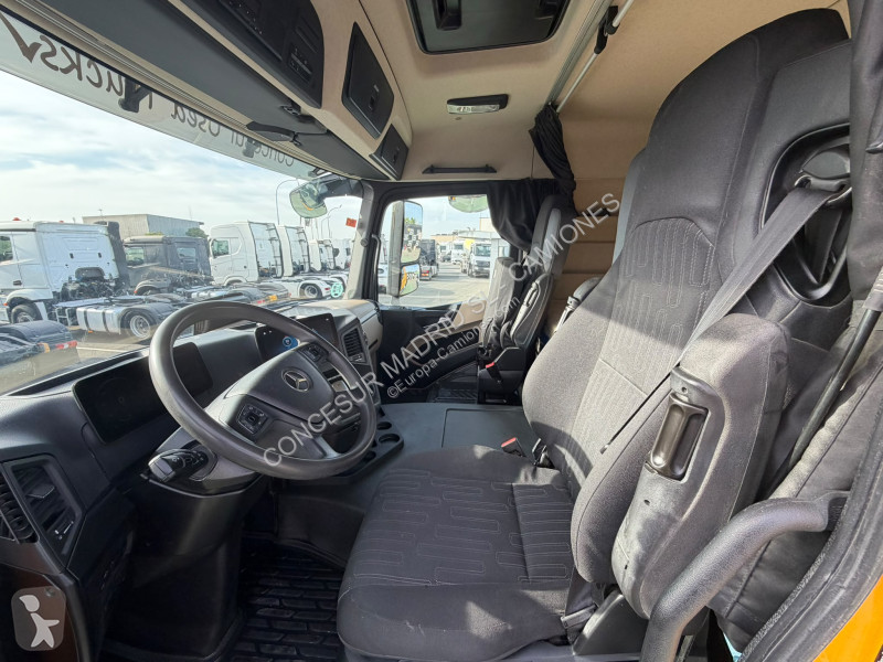 Cabeza tractora Mercedes  1851LS