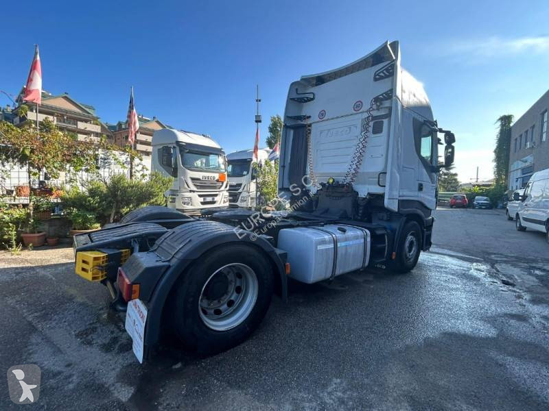 Cabeza tractora Iveco