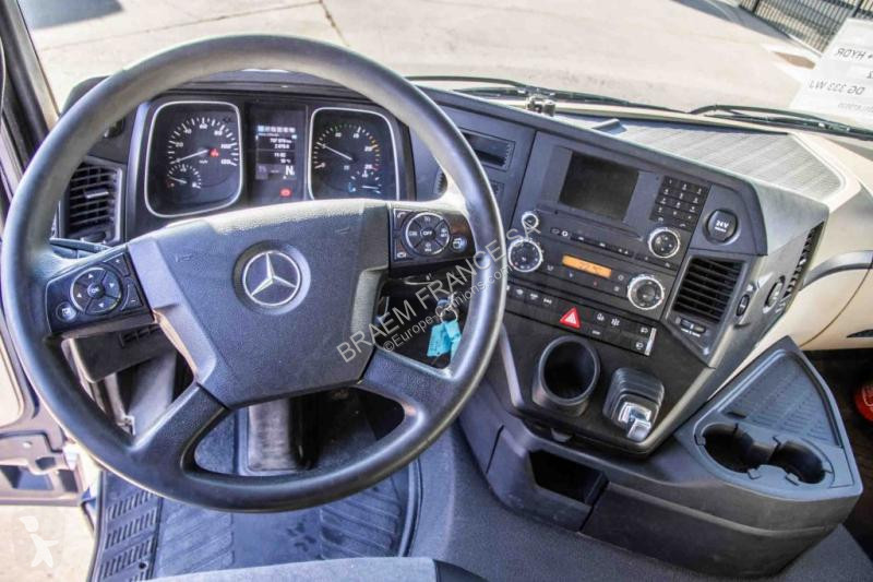 Mercedes Actros 1843