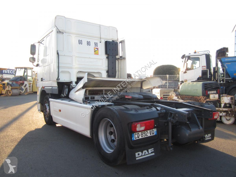 Tracteur DAF 460