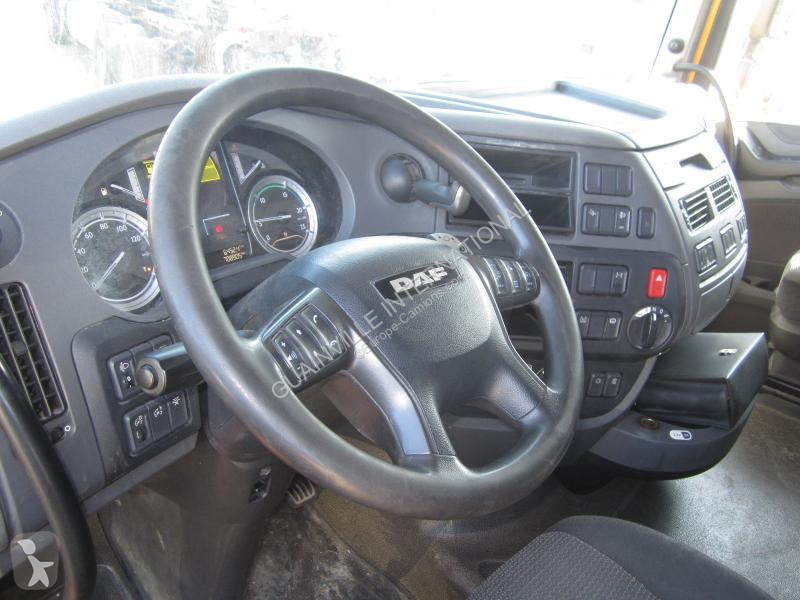 Tahač DAF 460
